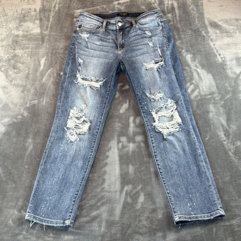 Judy Blue Women's Jeans Boyfriend Fit Size 11/30 Distressed‎ Mid Rise